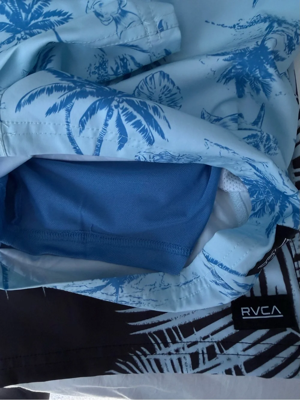 RVCA youth swim